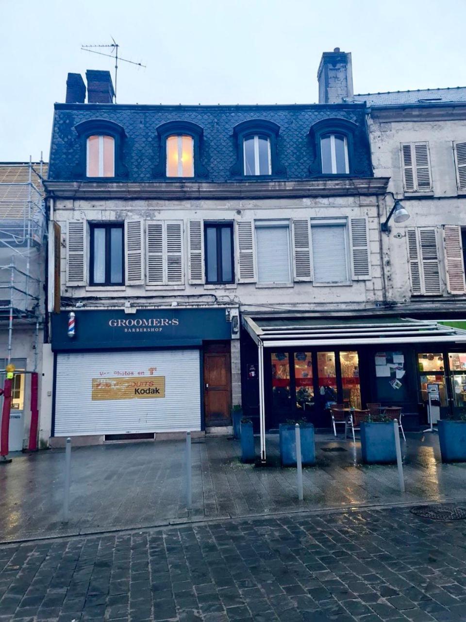 Un Appartement En Centre Ville , A 2 Pas Du Chateau De Villers Cotterets Exterior photo